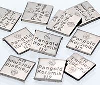 Pangold Keramik N2, Guss